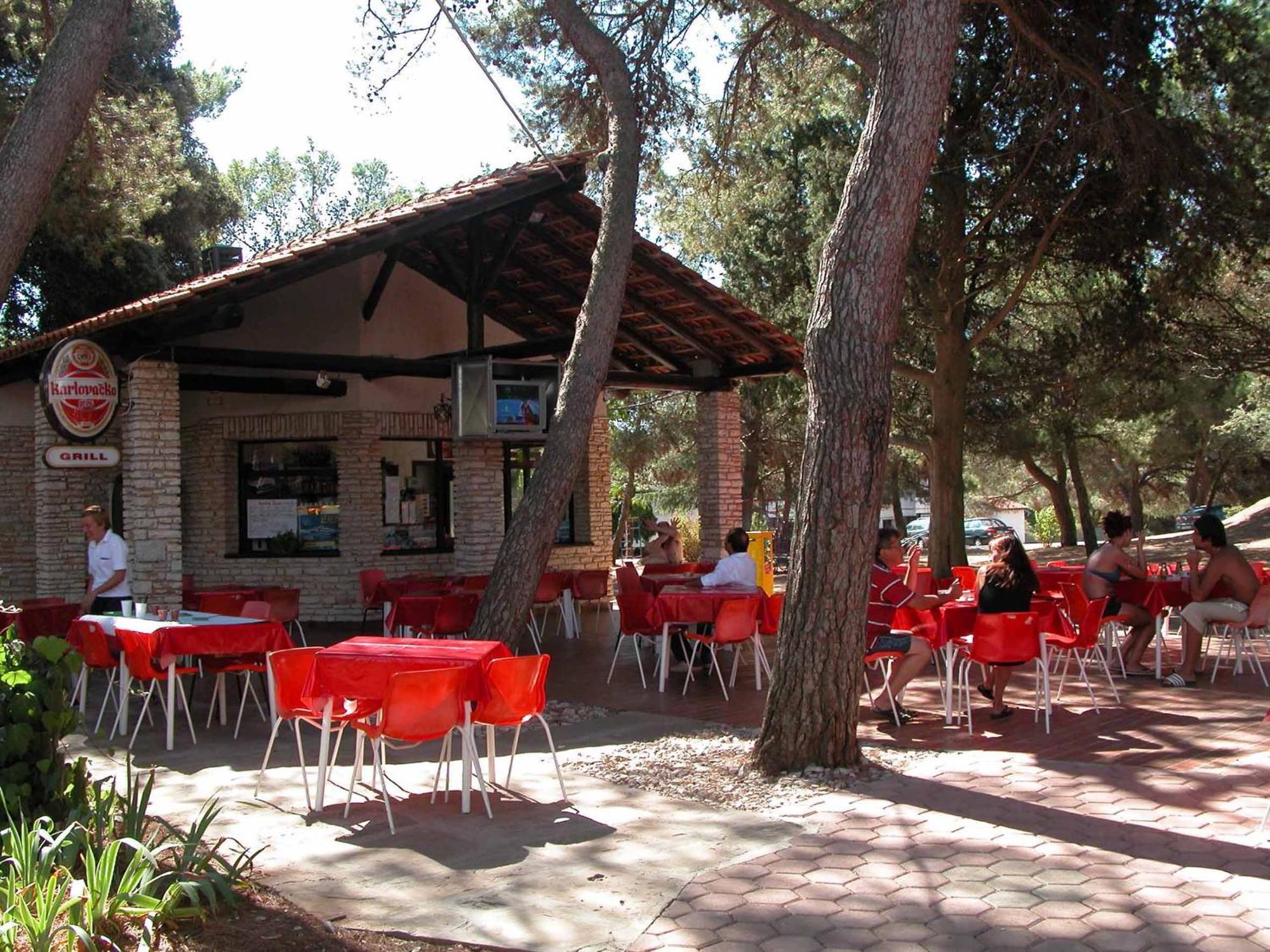PUY Camping Brioni מראה חיצוני תמונה