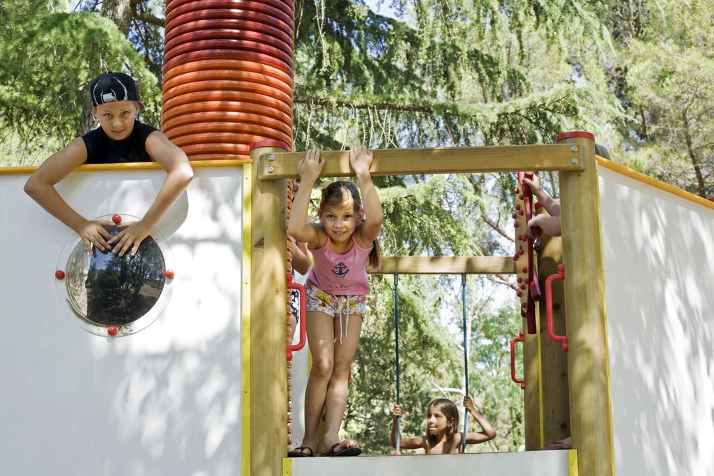 PUY Camping Brioni מראה חיצוני תמונה